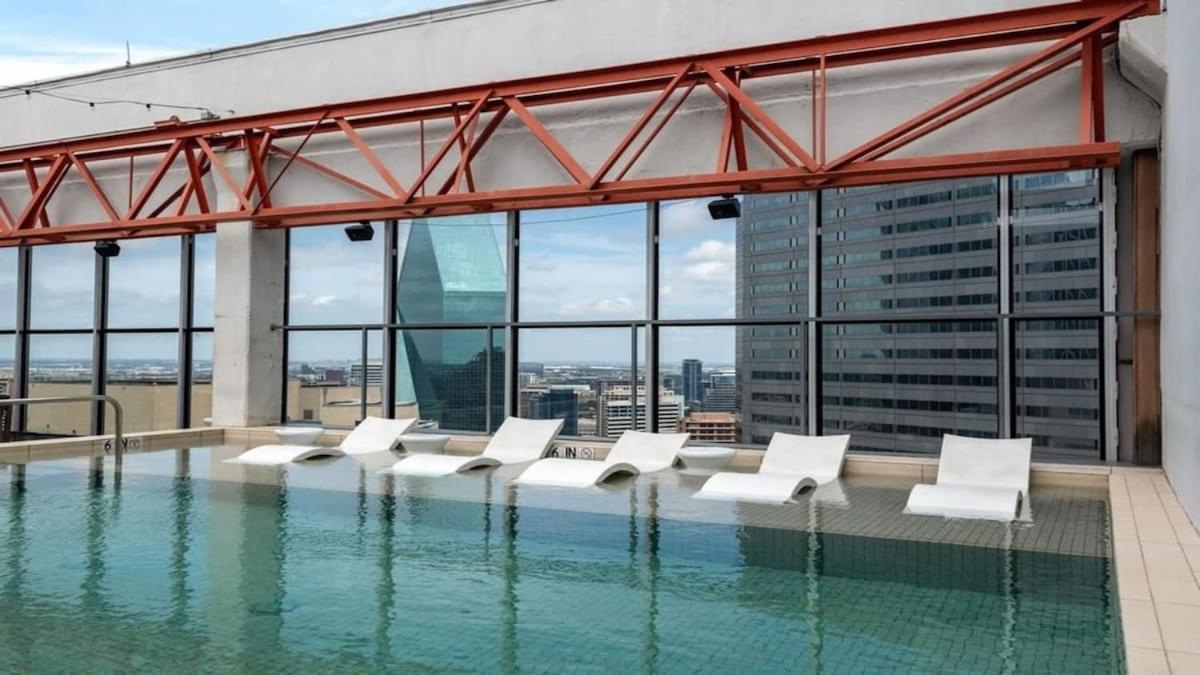 22Nd Fl Bold Cozysuites With Pool, Gym Dallas Exterior photo
